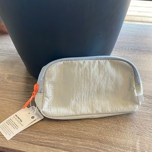 Lululemon Mini Belt Bag NWT Vapor/ lt gray